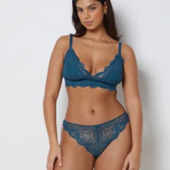 Soutien-gorge N.8 - Le Triangle Sans Armatures -Magasin De Lingerie Etam 652749348 b
