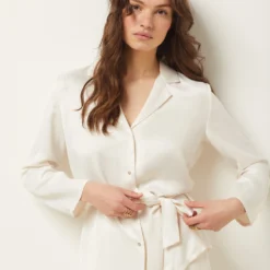 Chemise De Pyjama à Nouer