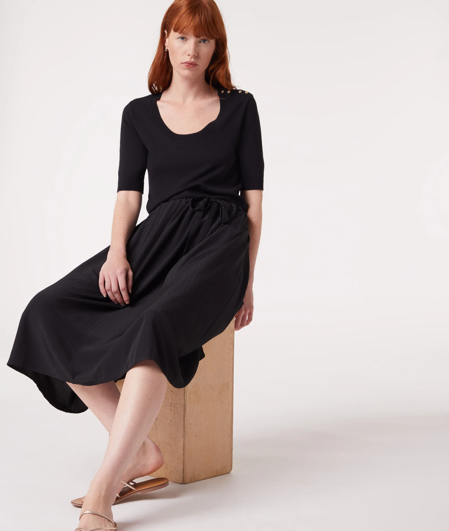 Pull Col Rond Manches Courtes 3 Pull Col Rond Manches Courtes – Image 3