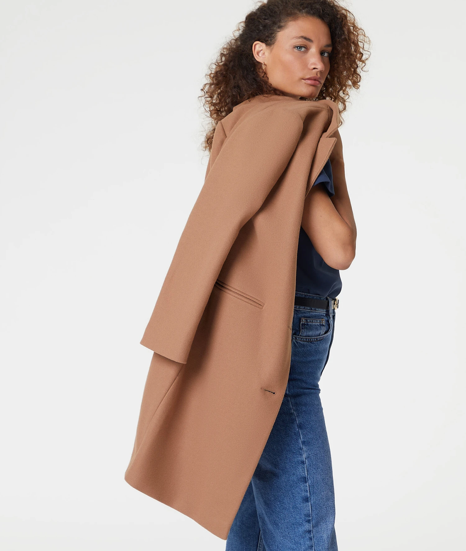 Manteau Long Coupe Droite 5 Manteau Long Coupe Droite – Image 5