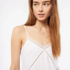 Caraco Fines Bretelles Décolleté Dentelle