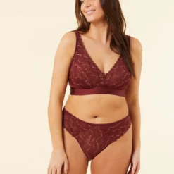 Tanga En Dentelle Irisé -Magasin De Lingerie Etam 653763975 6