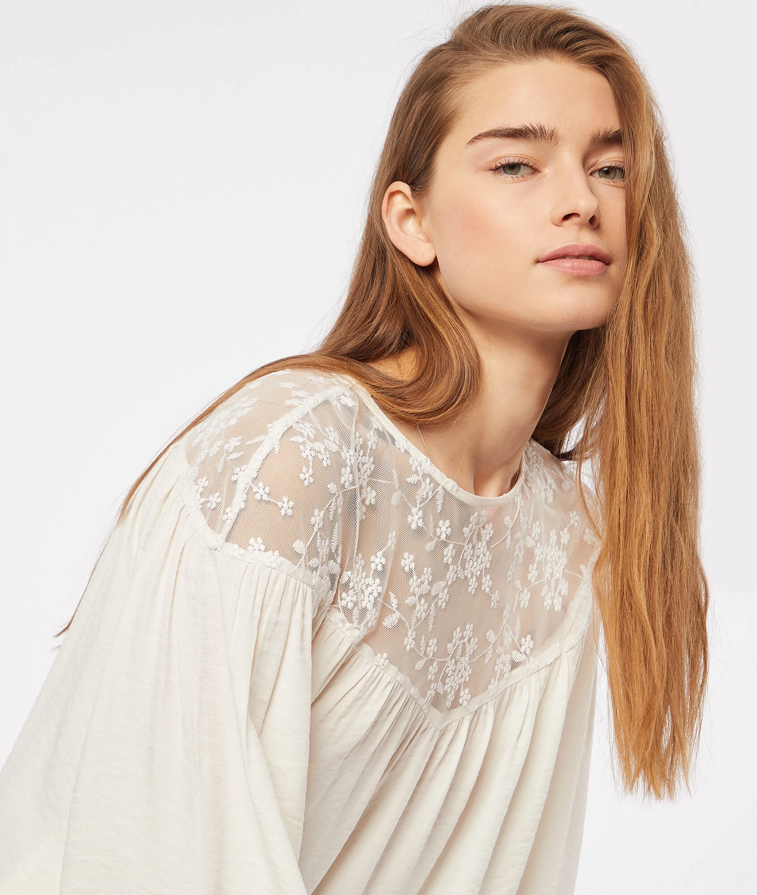 Blouse Manches 3/4 Avec Détails Broderie 5 Blouse Manches 3/4 Avec Détails Broderie – Image 5