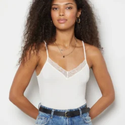 Caraco Décolleté Dentelle