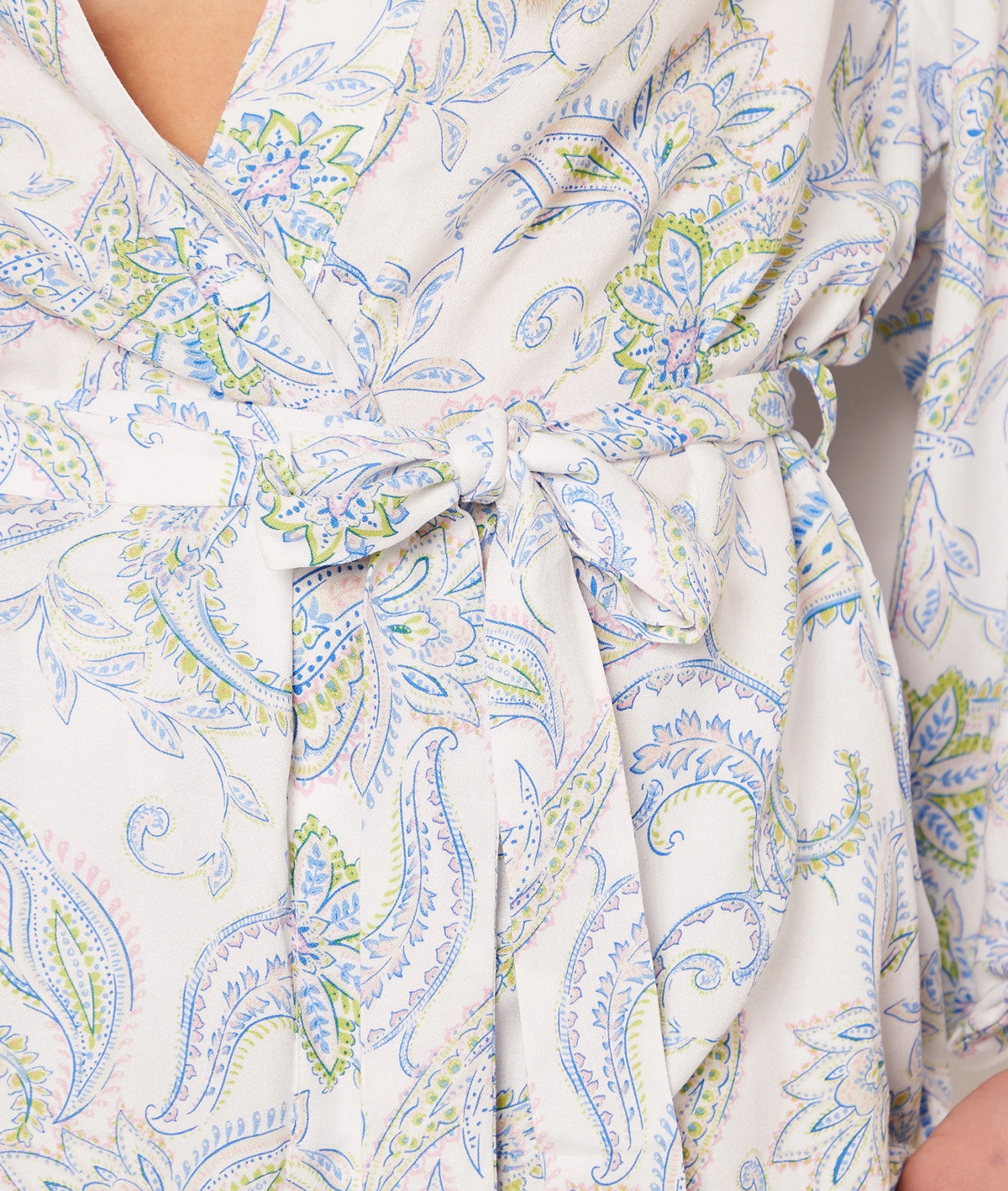 Déshabillé Court à Nouer 4 Déshabillé Court à Nouer – Image 4