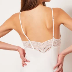 Nuisette Longue Broderie Anglaise -Magasin De Lingerie Etam 653892601 c