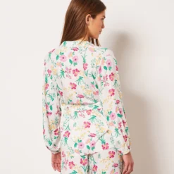 Magasin De Lingerie Etam -Magasin De Lingerie Etam 653894090 a