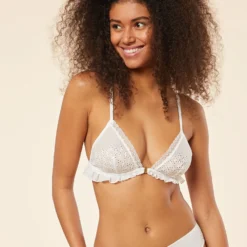 Triangle Sans Armatures Broderie Anglaise