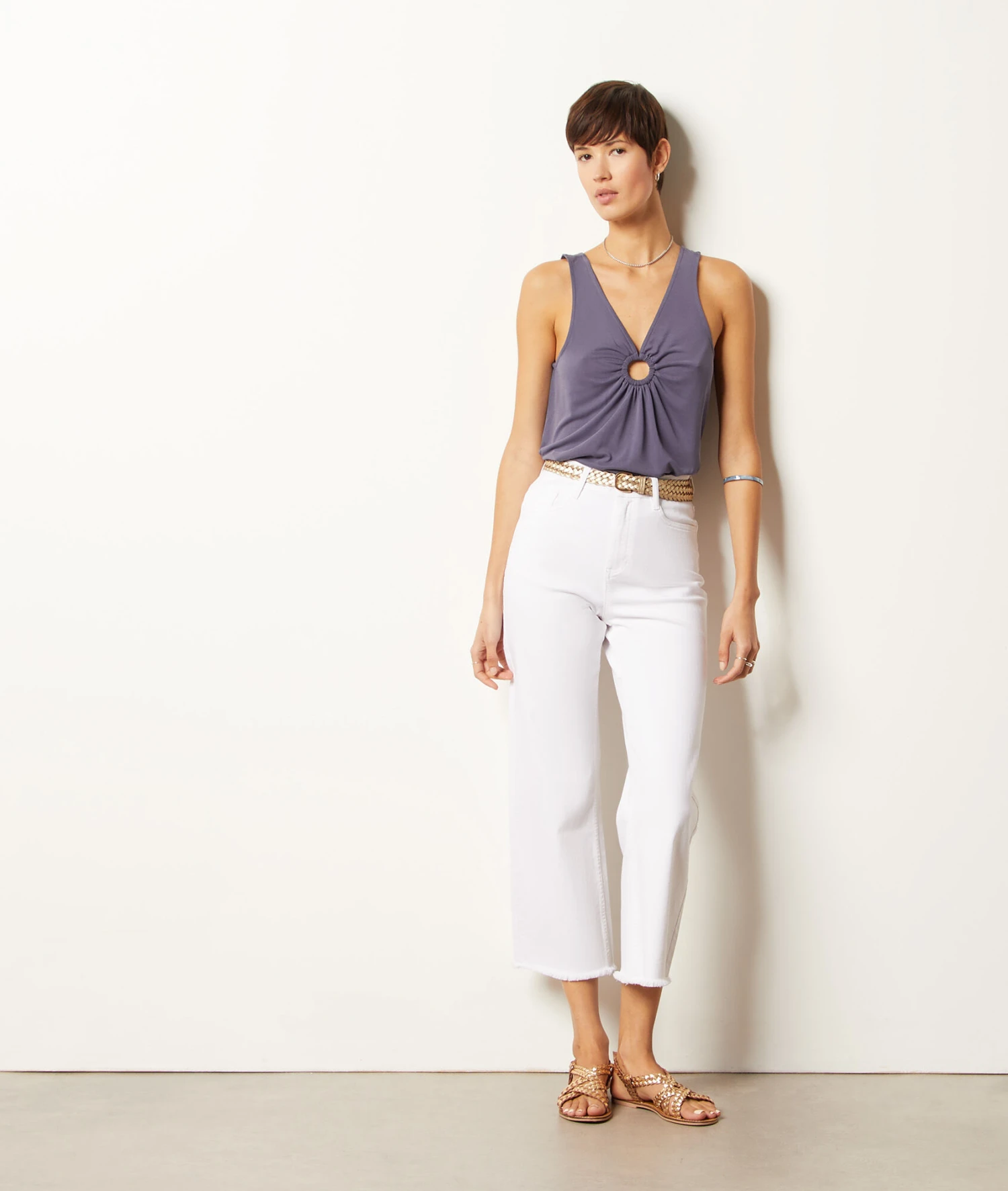 Débardeur à Découpe 3 Débardeur à Découpe – Image 3