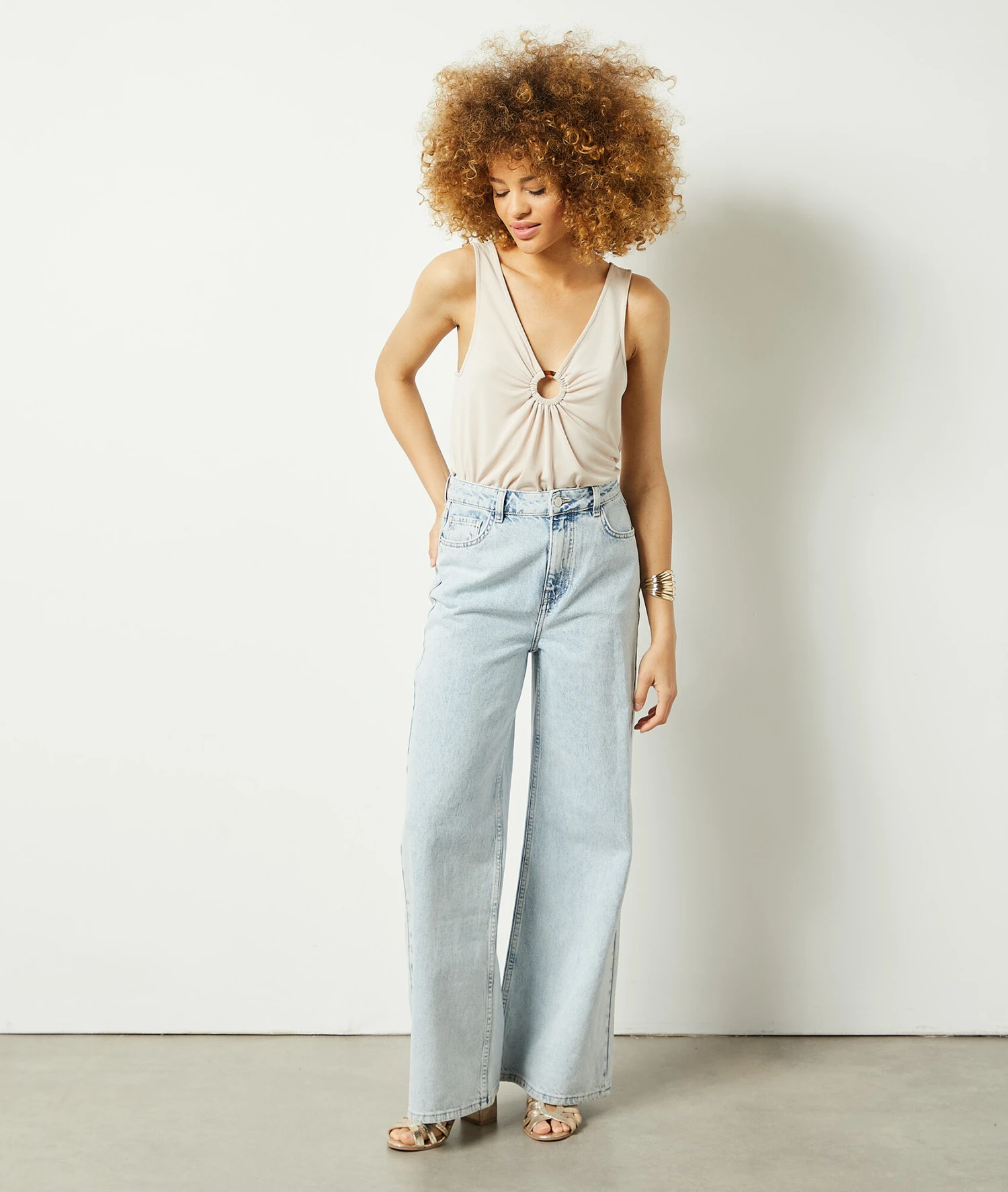 Débardeur à Découpe 1 Débardeur à Découpe