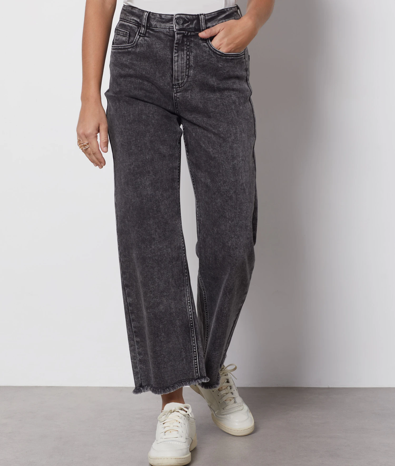 Jean Coupe Large 1 Jean Coupe Large