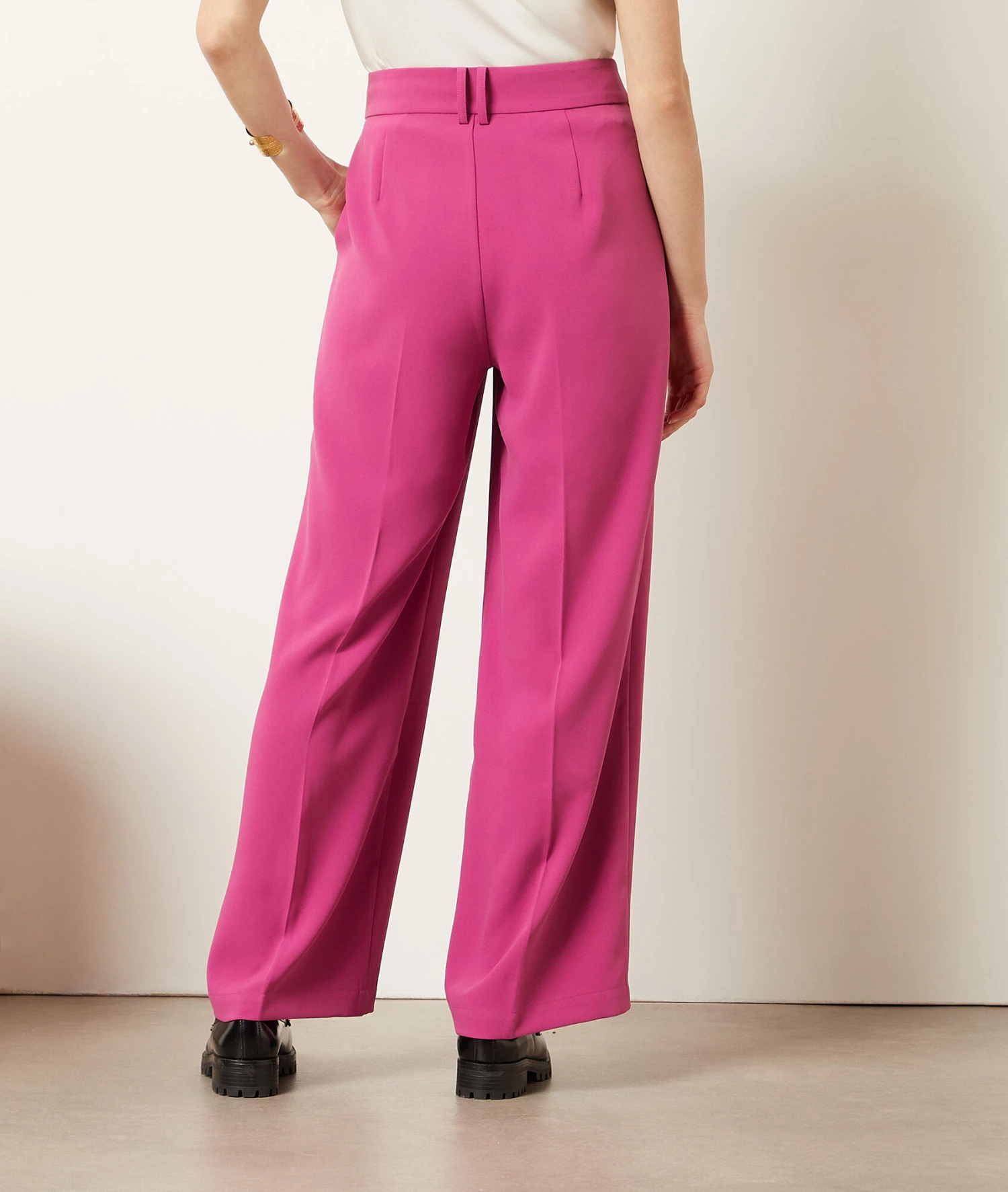 Pantalon Coupe Large 2 Pantalon Coupe Large – Image 2