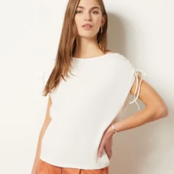 T-shirt Détails Manches Courtes