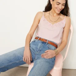 Caraco Détails Broderie