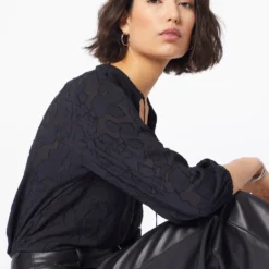 Blouse Détails Jacquard