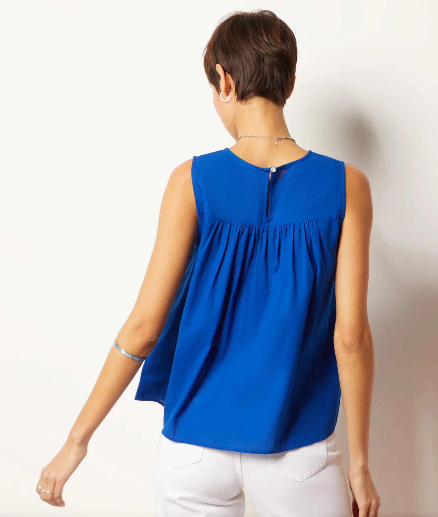 Débardeur à Broderies 100% Coton 2 Débardeur à Broderies 100% Coton – Image 2