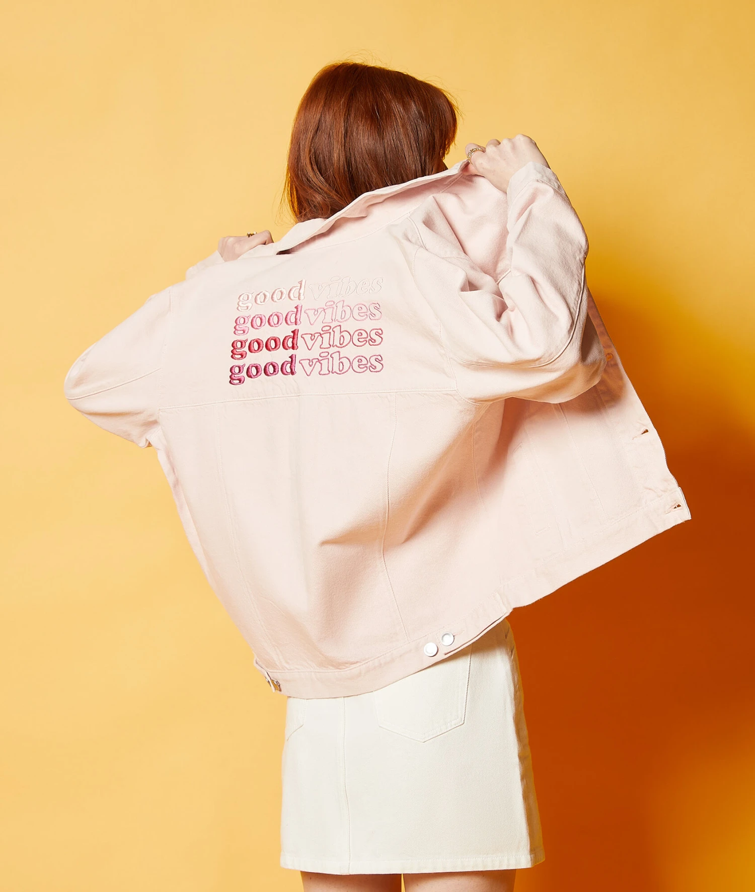 Veste En Jean Détails Brodés 1 Veste En Jean Détails Brodés