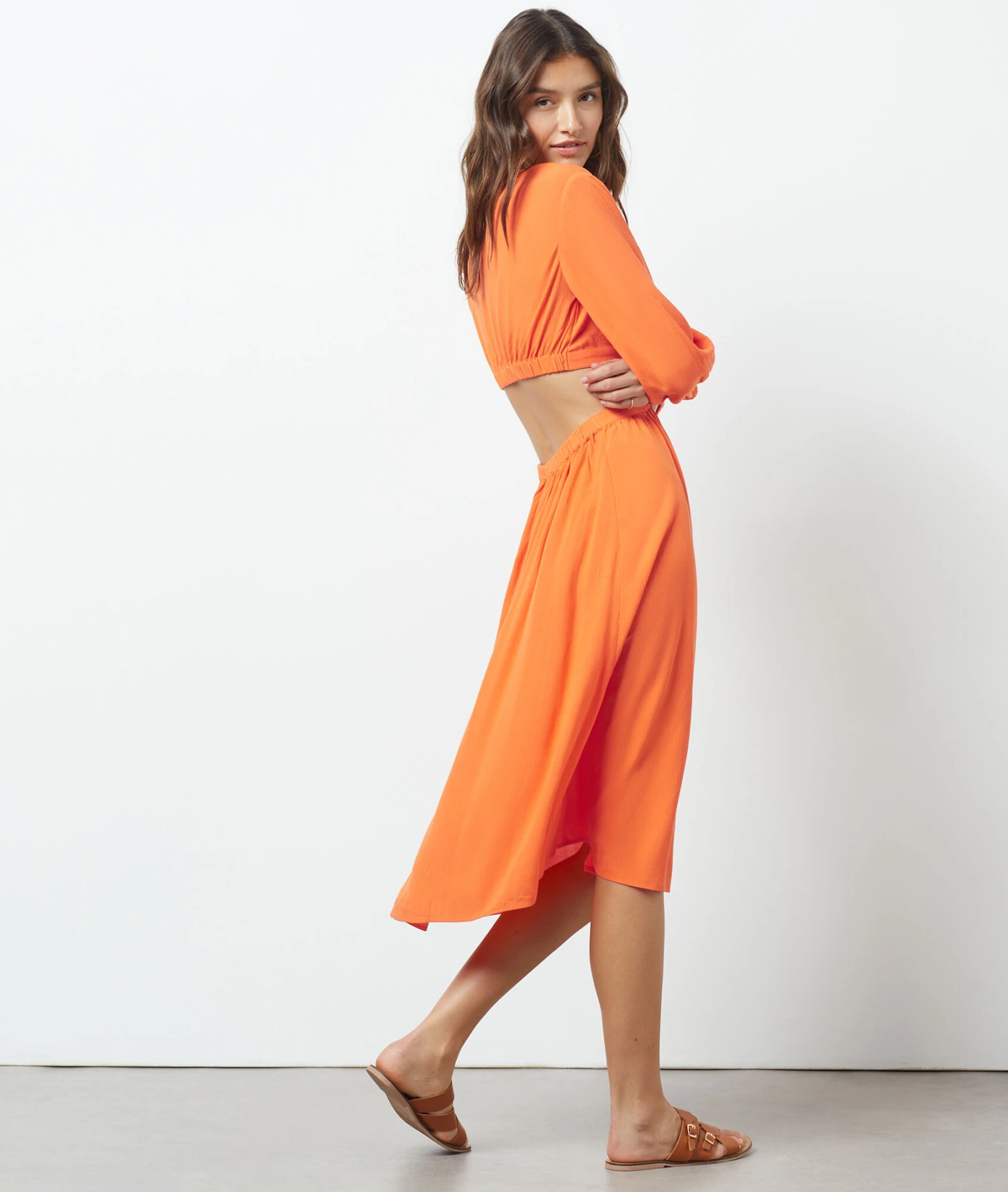 Robe Manches Longues Cut Out 1 Robe Manches Longues Cut Out