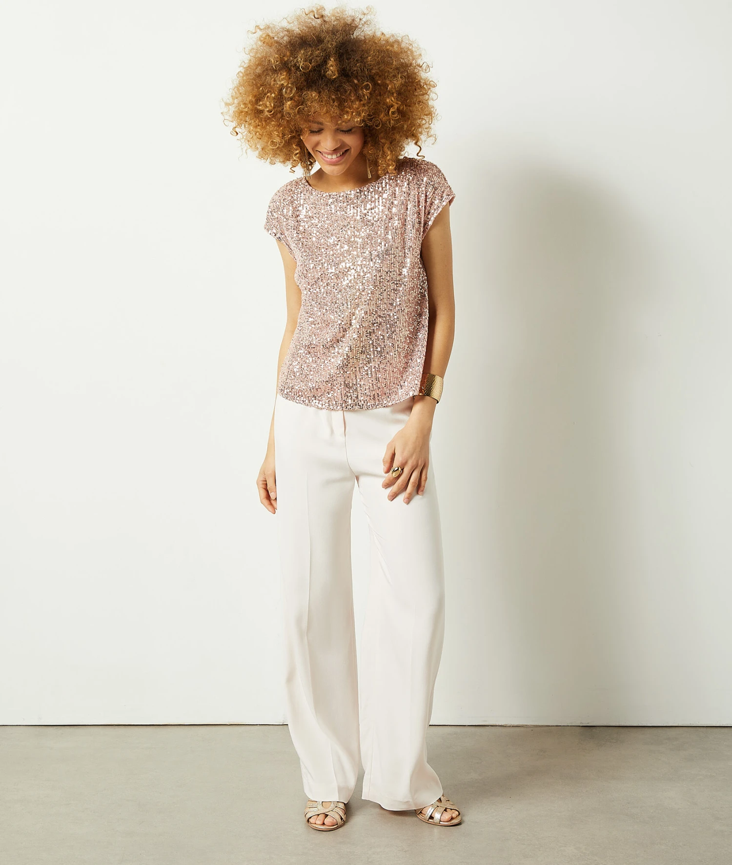 T-shirt Dos Nu à Sequins 3 T-shirt Dos Nu à Sequins – Image 3