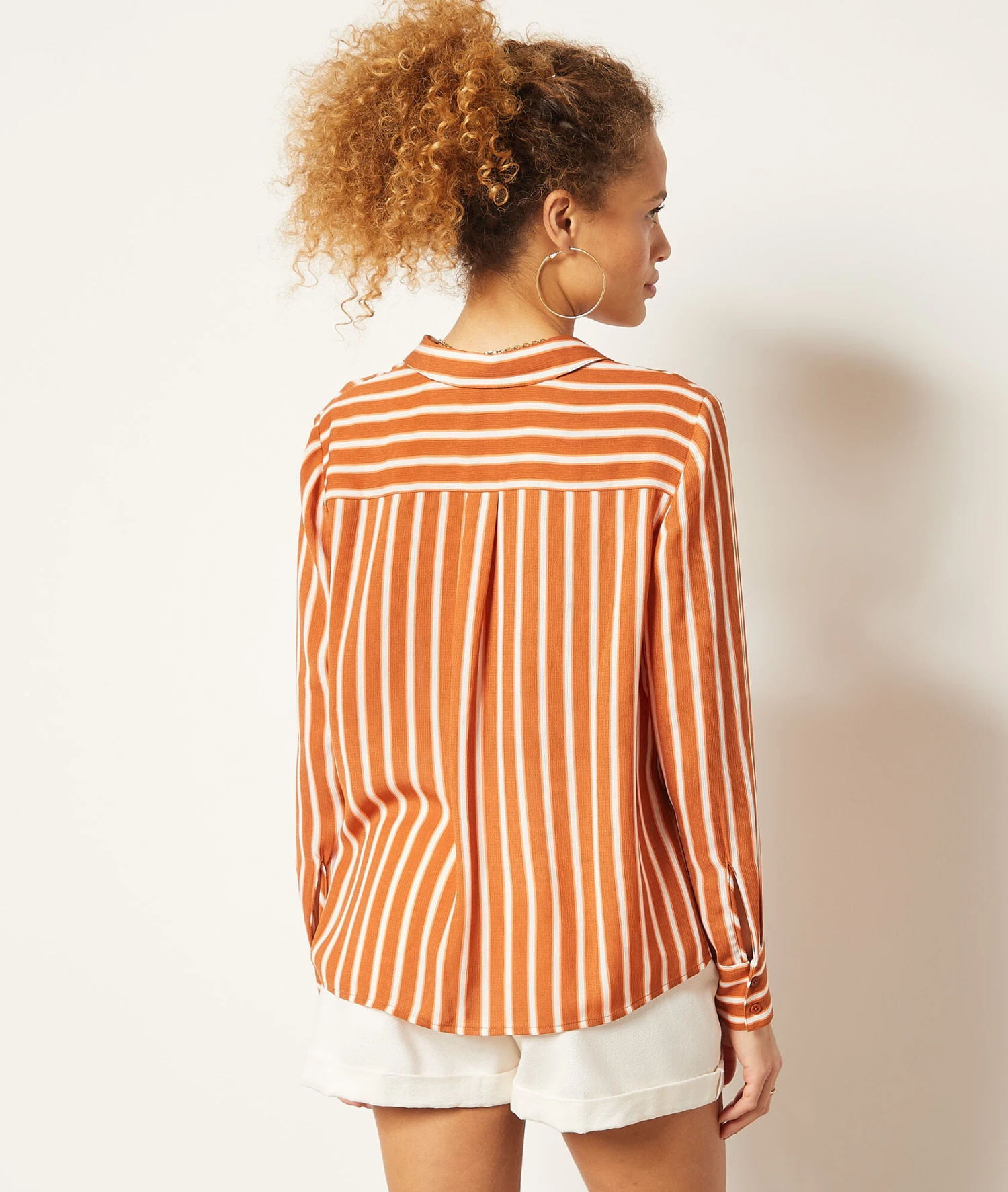 Chemisier à Rayures 2 Chemisier à Rayures – Image 2