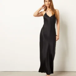 Robe Longue Fluide Ouverture Dos